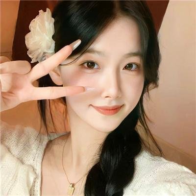 黑料网 - 人气小花疑似整容失败，机场生图引发全网热议